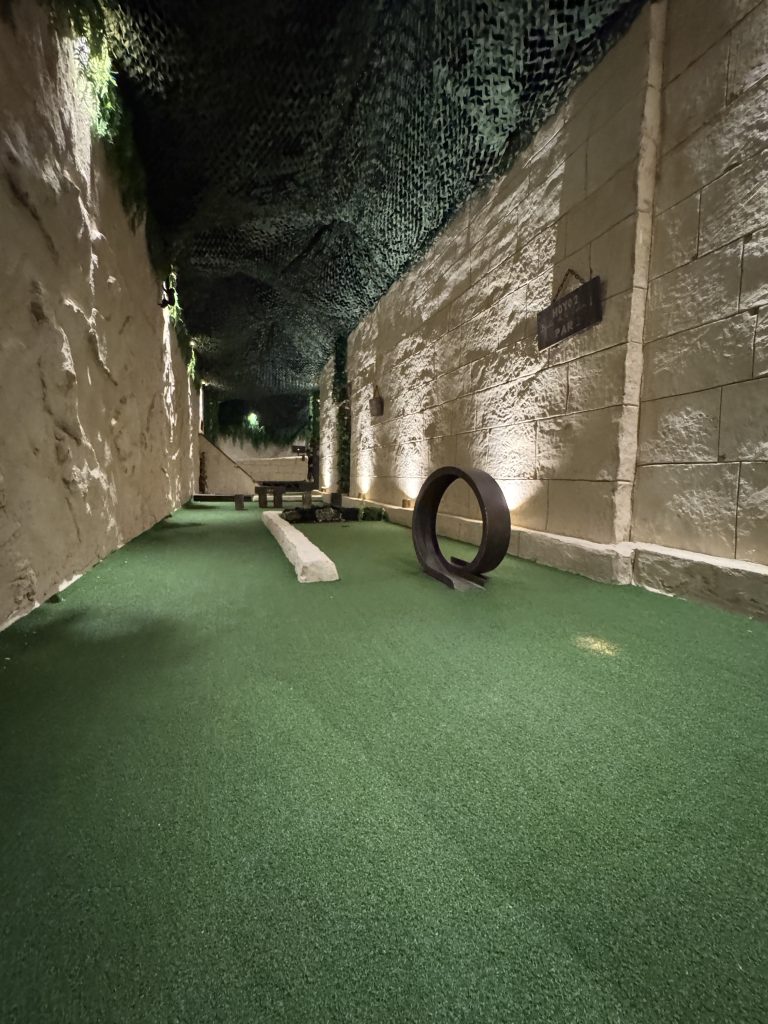 20250917_160737341_iOS